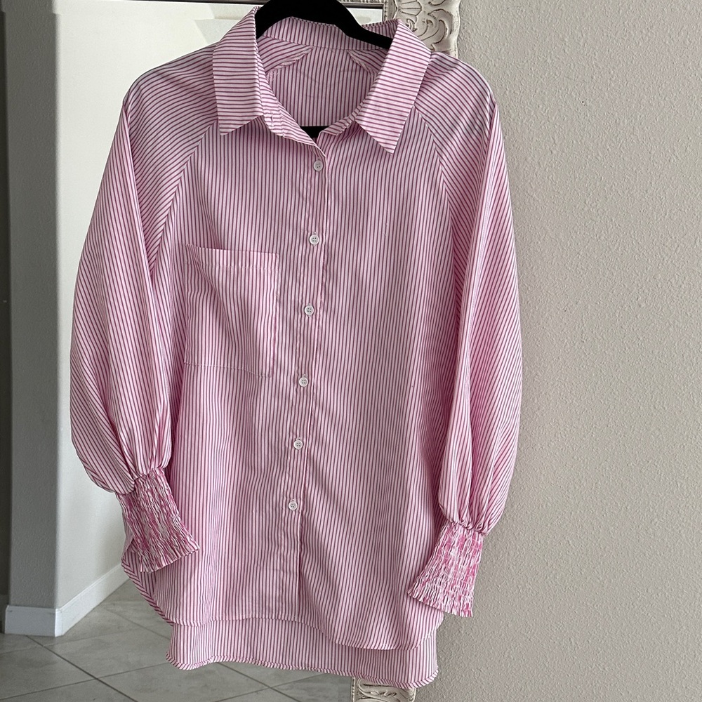 Amazon Pink Striped Shirt with Button-Up Design